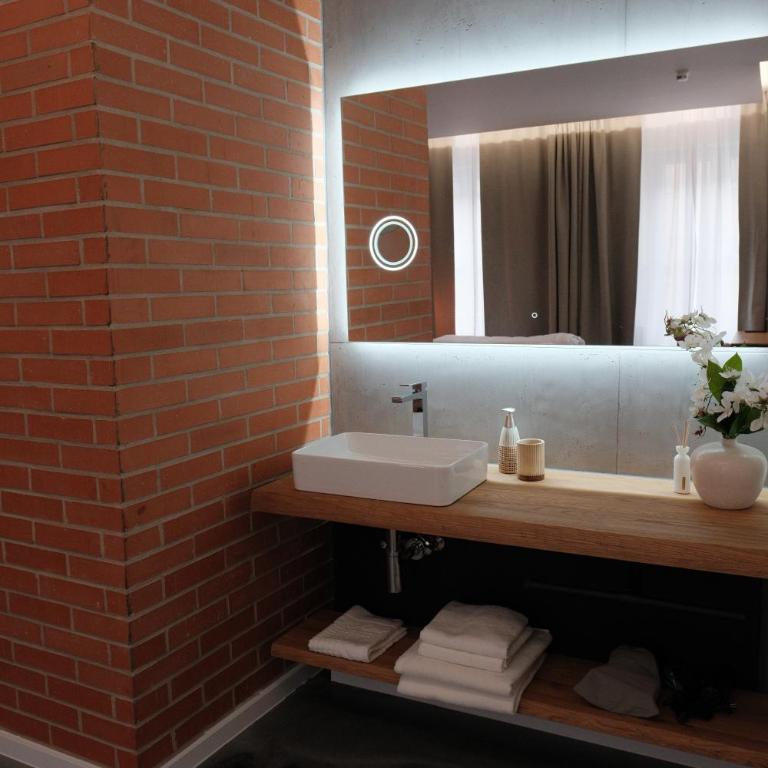 BillHills Boutique & Design Aparthotel - Studio - 13