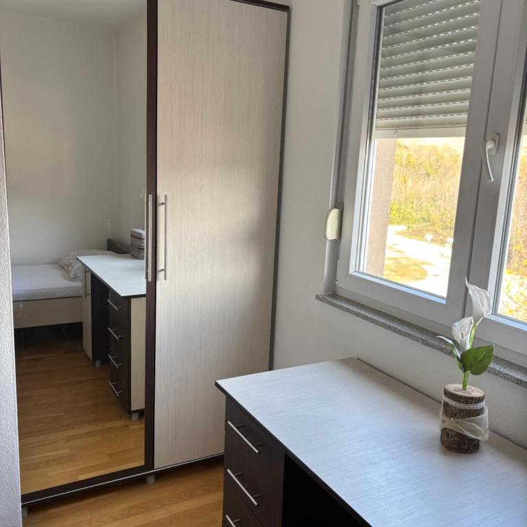 Apartman Kvesić - Two-Bedroom Apartment - 10