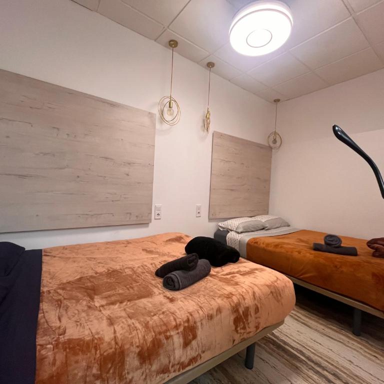 HR12 Amazing plaza mayor - Four-Bedroom Apartment - 5
