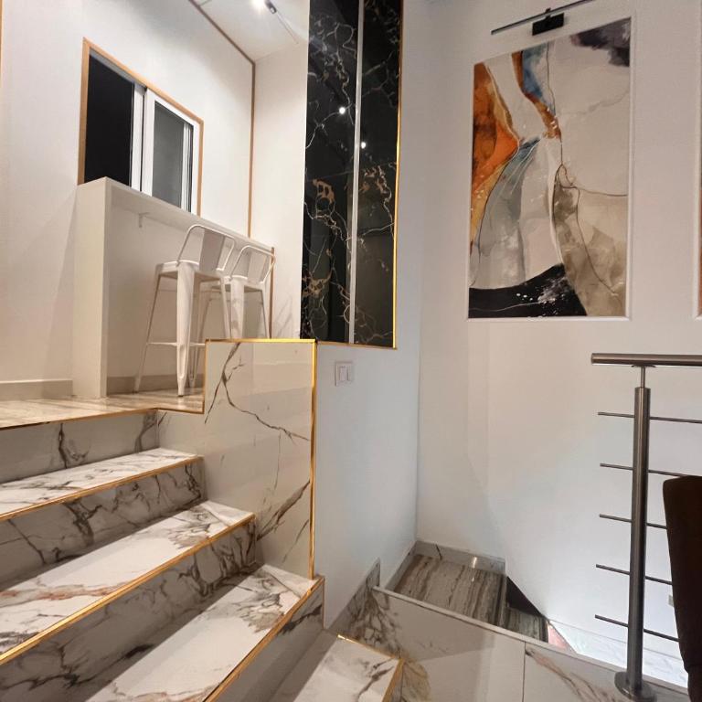 HR12 Amazing plaza mayor - Four-Bedroom Apartment - 3