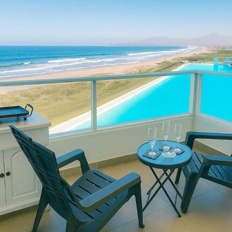 Smart Host Rentals - Seaside getaway - Two-Bedroom Apartment with Terrace and Sea View - 3