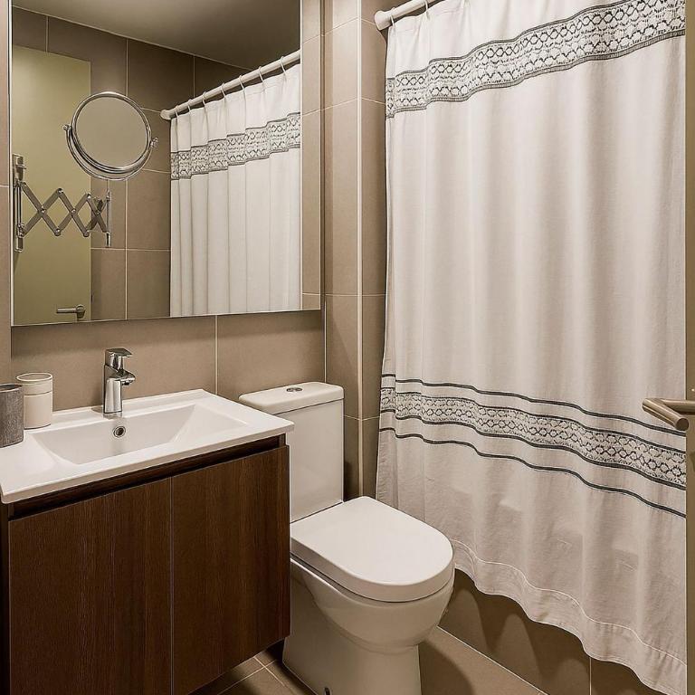 Smart Host Rentals - Seaside getaway - Two-Bedroom Apartment with Terrace and Sea View - 11
