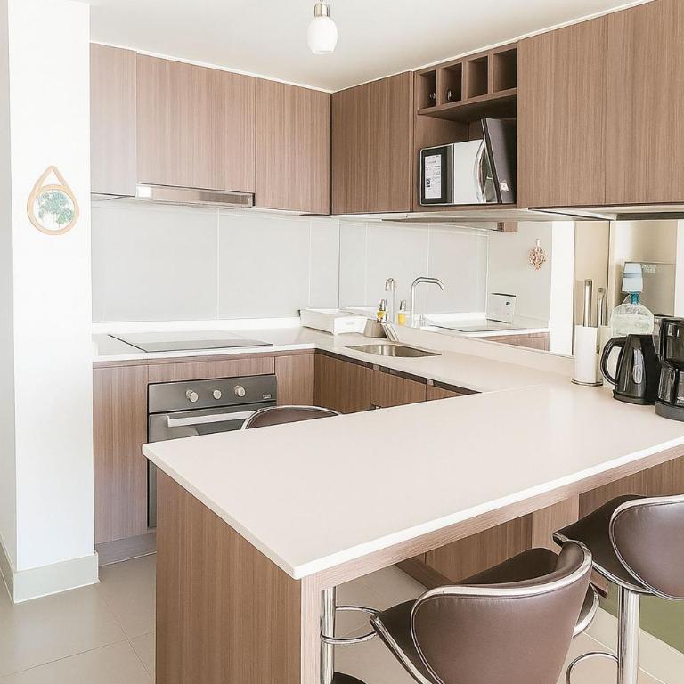 Smart Host Rentals - Seaside getaway - Two-Bedroom Apartment with Terrace and Sea View - 13