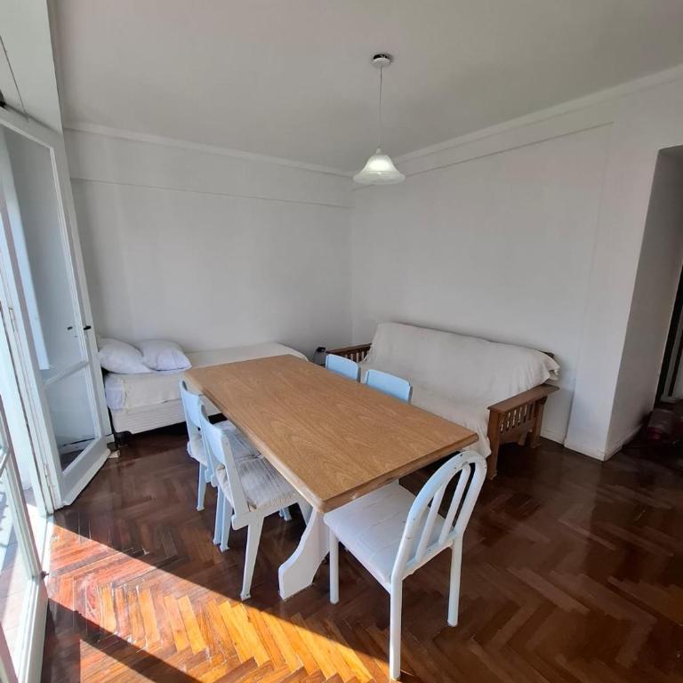 Colon y mar - One-Bedroom Apartment - 4