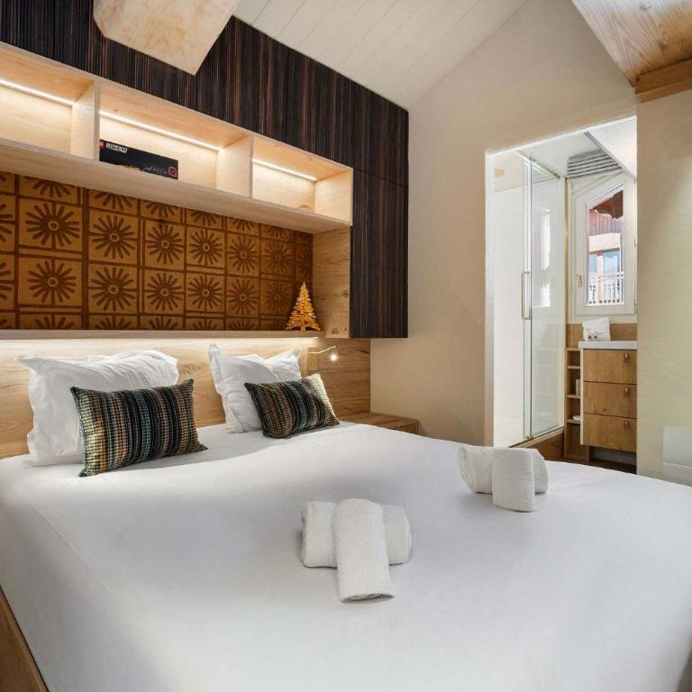 Luxury 4BR Apartment with Fireplace & Private Parking - Val Thorens - Four-Bedroom Luxury Apartment - 8