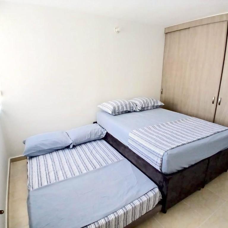 Five Homes Ricaurte - Apartamento de 2 dormitorios con balcón - 11