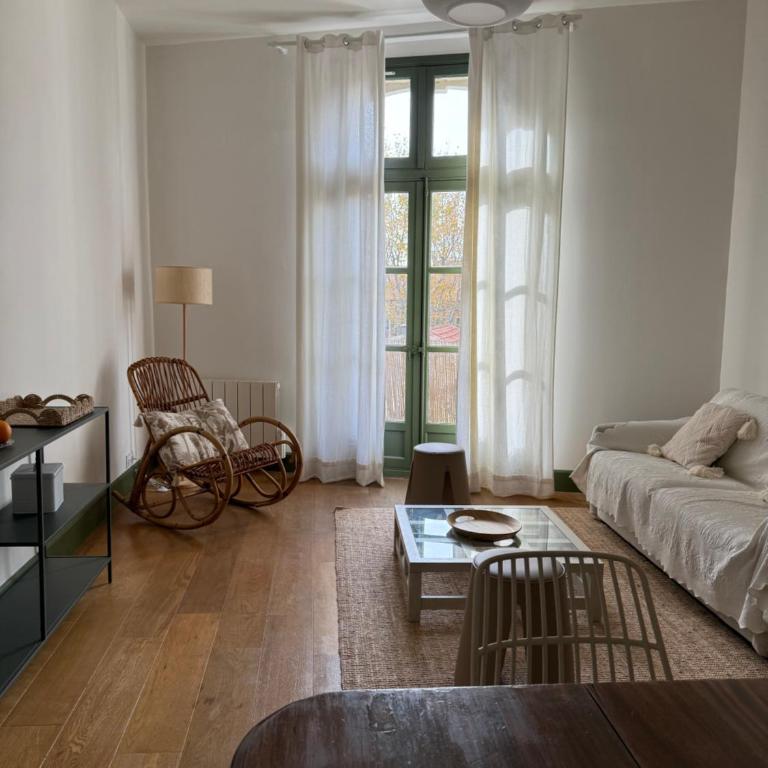 appartement lumineux cosy 4 couchages coeur de narbonne - Apartamento - 1