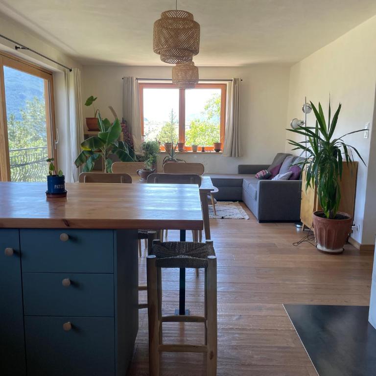 Très belle maison spacieuse et lumineuse, vue sur la station de Risoul et de Vars - Eygliers - Chalet 2 Chambres - 15