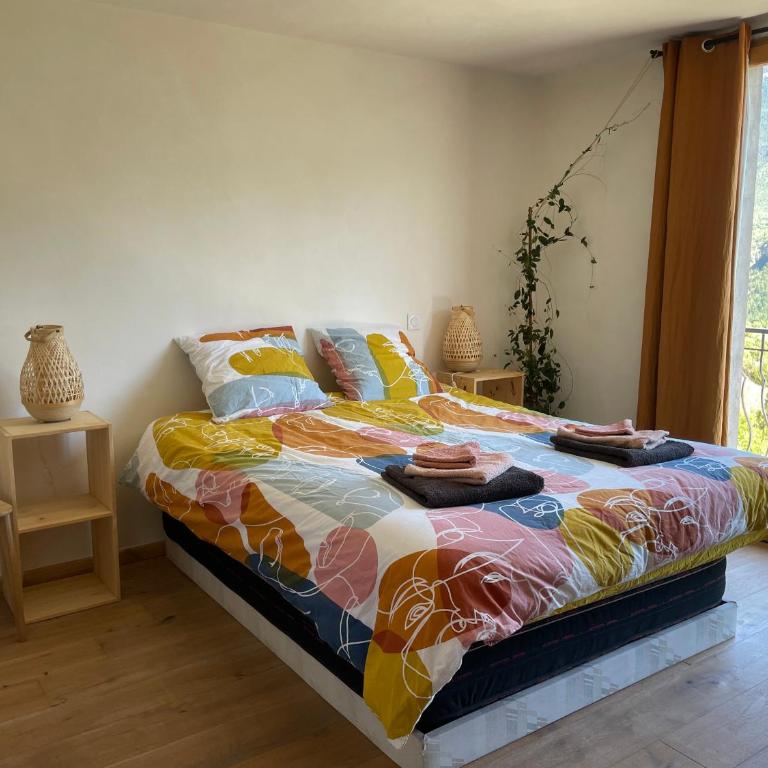 Très belle maison spacieuse et lumineuse, vue sur la station de Risoul et de Vars - Eygliers - Chalet 2 Chambres - 32