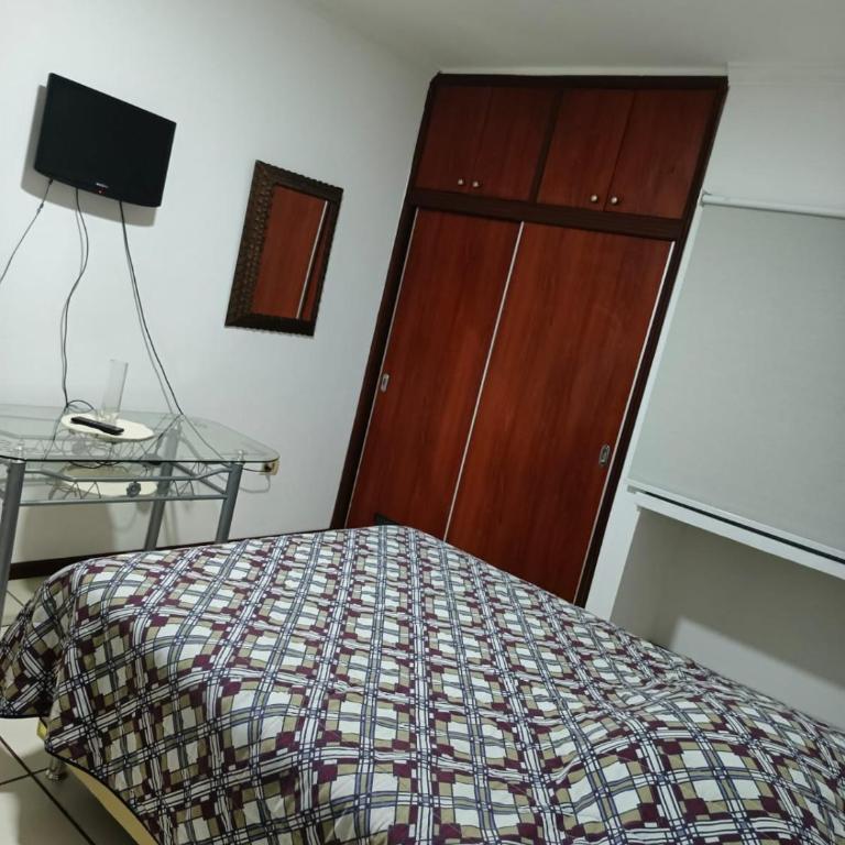 Departamento céntrico 2 dormitorios - Two-Bedroom Apartment - 3