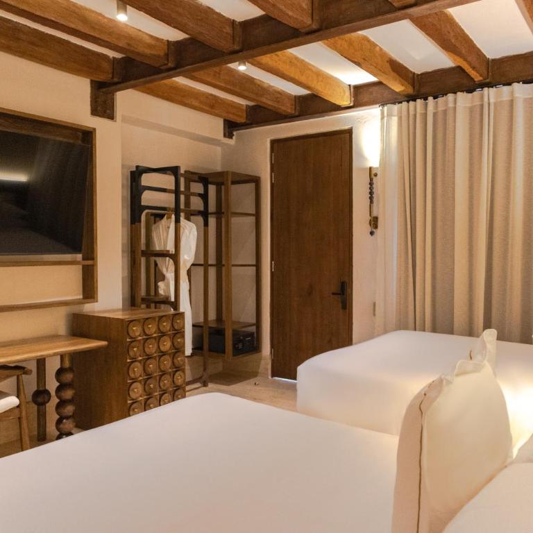 Hotel Palacio del Agua by Faranda Boutique - Queen Room with Two Queen Beds - 4