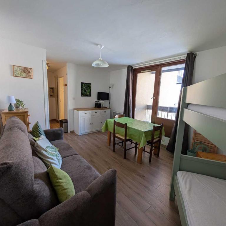 Studio skis aux pieds avec balcon et animaux acceptés - FR-1-445-77 - Monolocale - 12