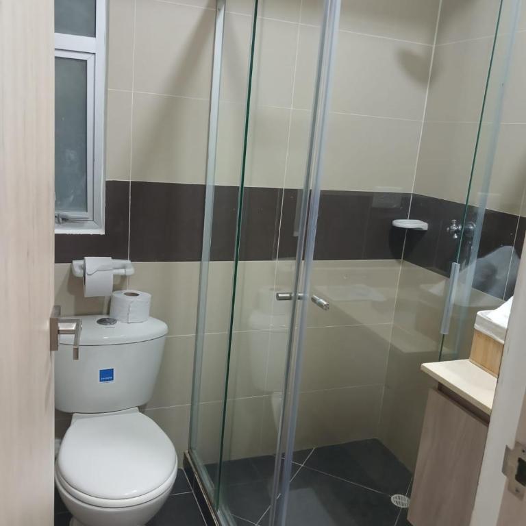 Jardin imperial, habitaciones para tu disfrute y descanso en apto familiar - Habitación con cama grande - 5