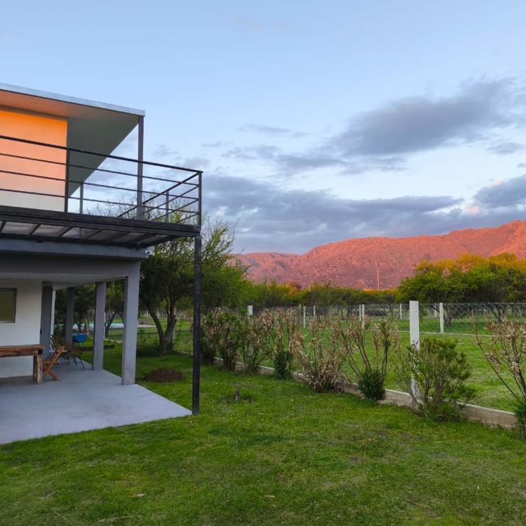 Atardeceres del dique - One-Bedroom House - 1