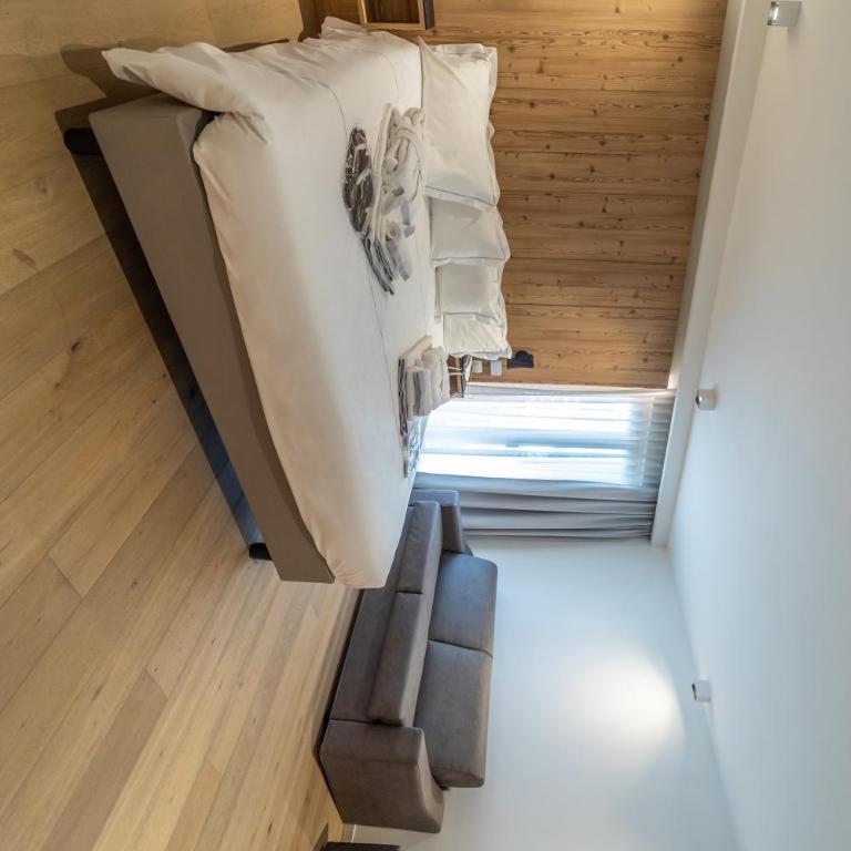 White Angel Hotel - Junior Suite con Sauna - 1