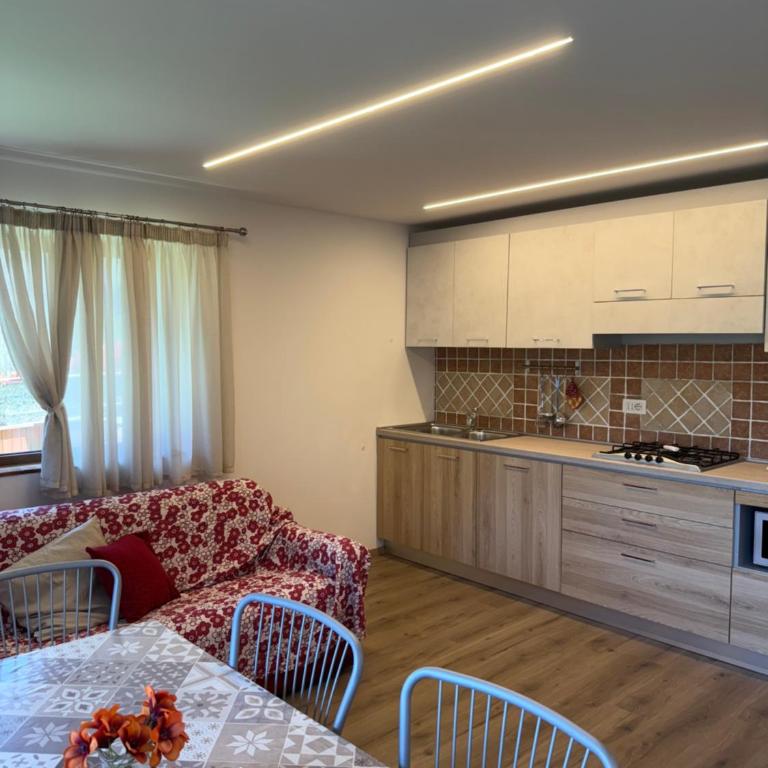 Casa Panorama - Ledro House - Two-Bedroom Apartment with Pool View - 9