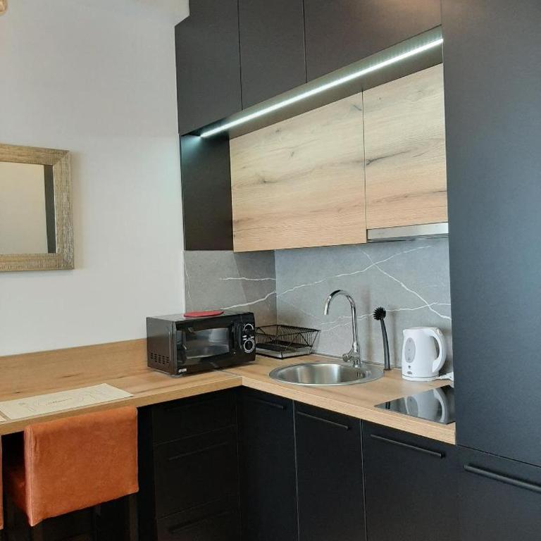 White Lady - One-Bedroom Apartment - 7
