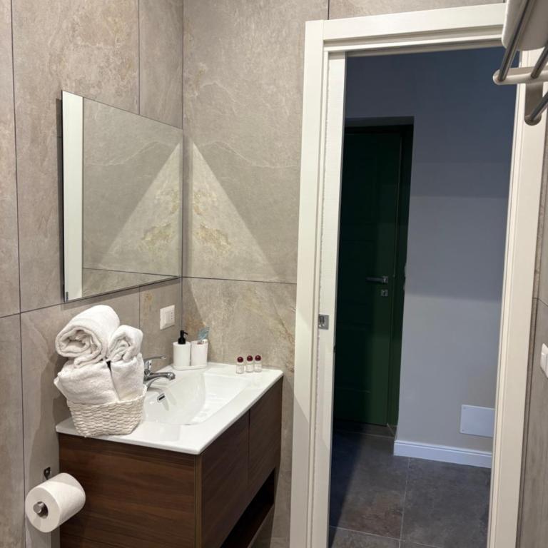 Andrea House - Comfort Triple Room with Shower - 2