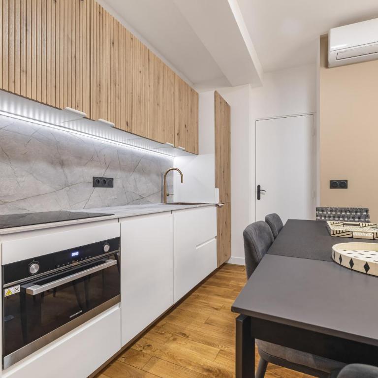 Quinte Flush - Deluxe Apartment mit 2 Schlafzimmern - 8