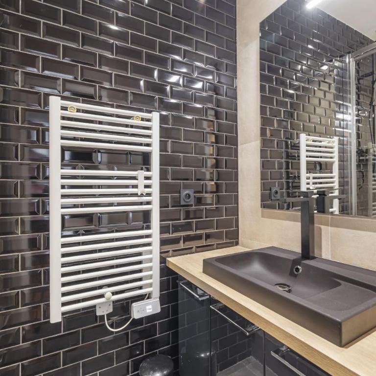 Quinte Flush - Deluxe Apartment mit 2 Schlafzimmern - 23