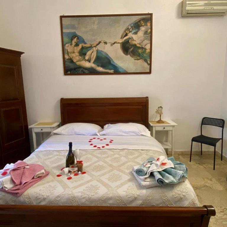 7 Seven - Camera Matrimoniale con Bagno Privato - 1