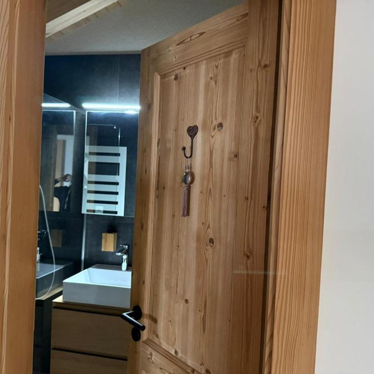 Appartement de haut standing à la montagne - Appartamento con 2 Camere da Letto e con Vista Montagna - 11