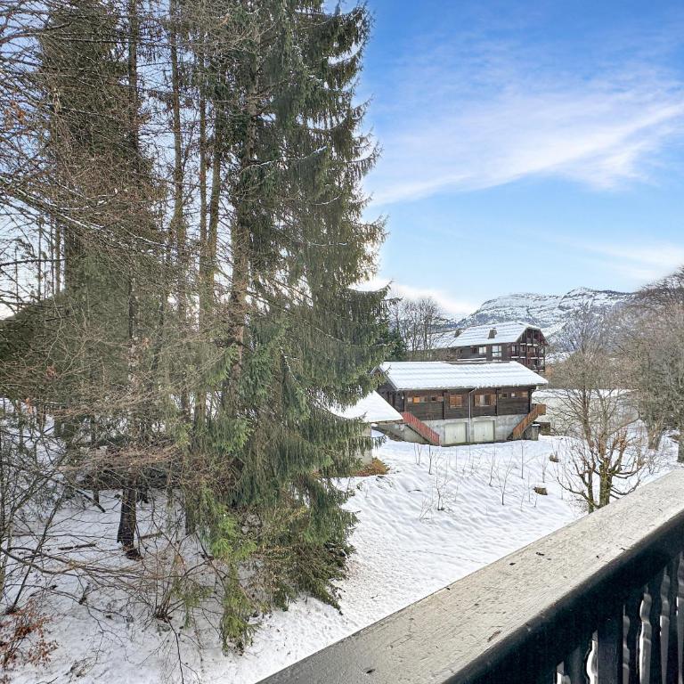 OEI30 - 3 pieces 6 pers proche centre station - Two-Bedroom Apartment with Balcony - 3