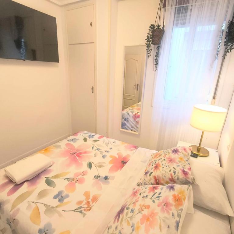 En PLENO CENTRO - Especial para GRUPOS o FAMILIAS - GRAN VÍA - CALLAO - SOL - PLAZA ESPAÑA - Apartamento de 3 dormitorios - 62