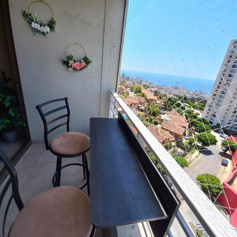 Departamento estudiantes amoblado 2 dormitorios Viña del Mar - Two-Bedroom Apartment with Balcony - 7