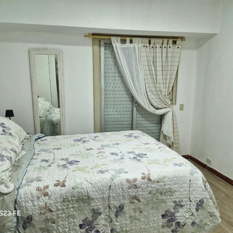Confort Playa Pinamar Centro SOLO ALQUILO A FAMILAS - Two-Bedroom Apartment - 4