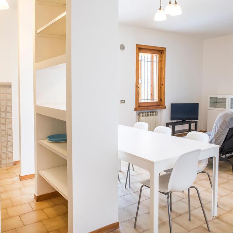 Marcelli, trilocale con portico a 300mt dal mare - M047 - Two-Bedroom Apartment - 5