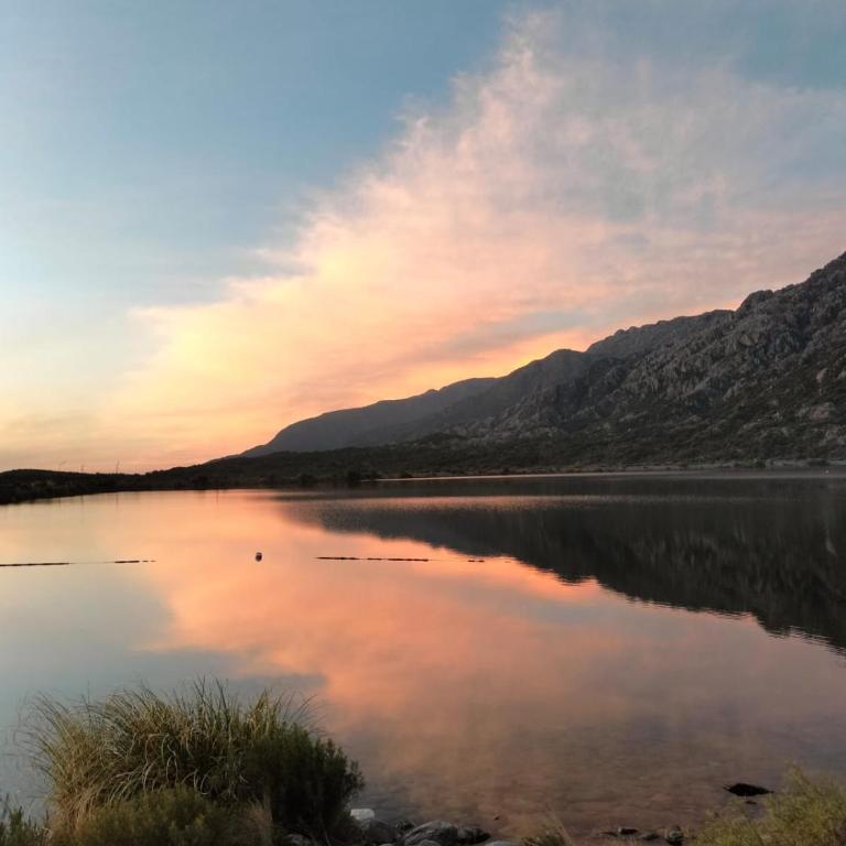 Atardeceres del dique - One-Bedroom House - 12