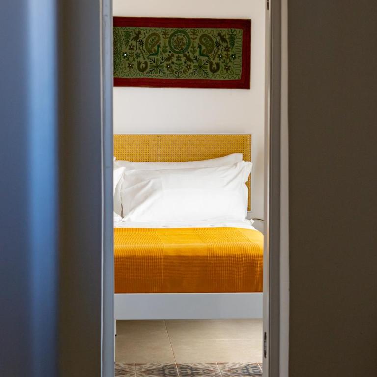 Myth Apartments - Two-Bedroom Apartment with Harbor View - 12