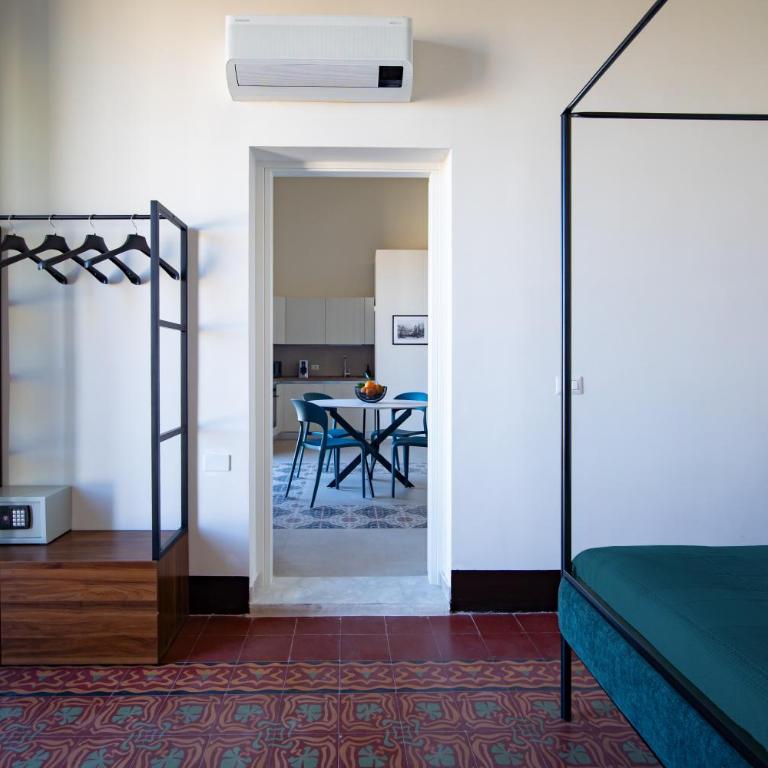 Myth Apartments - Two-Bedroom Apartment with Harbor View - 17