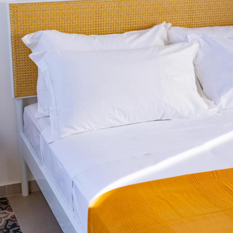 Myth Apartments - Two-Bedroom Apartment with Harbor View - 25