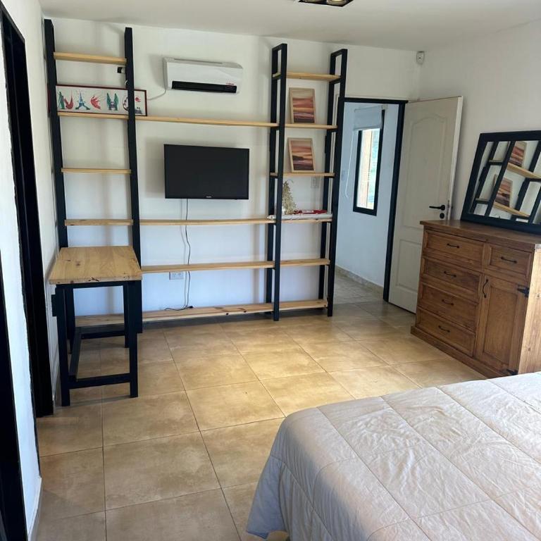 Casa en Highland Park - Chapadmalal - Three-Bedroom House - 10