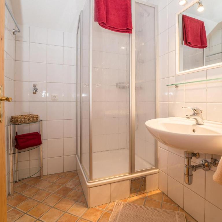 Landhaus Dajana - Apartment mit 2 Schlafzimmern und Dusche - 5