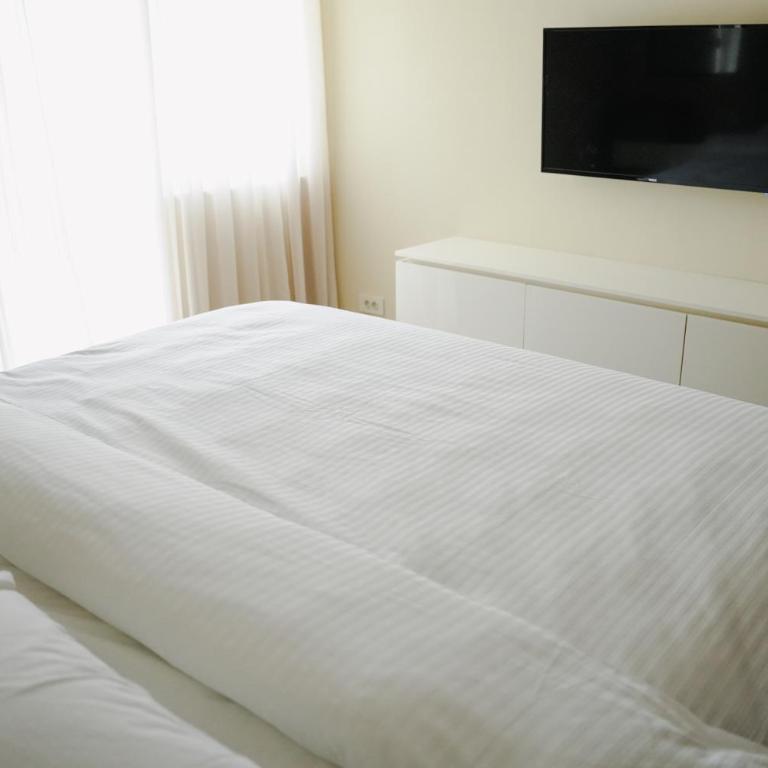 UrbanStay Apartment - Two-Bedroom Apartment - 19