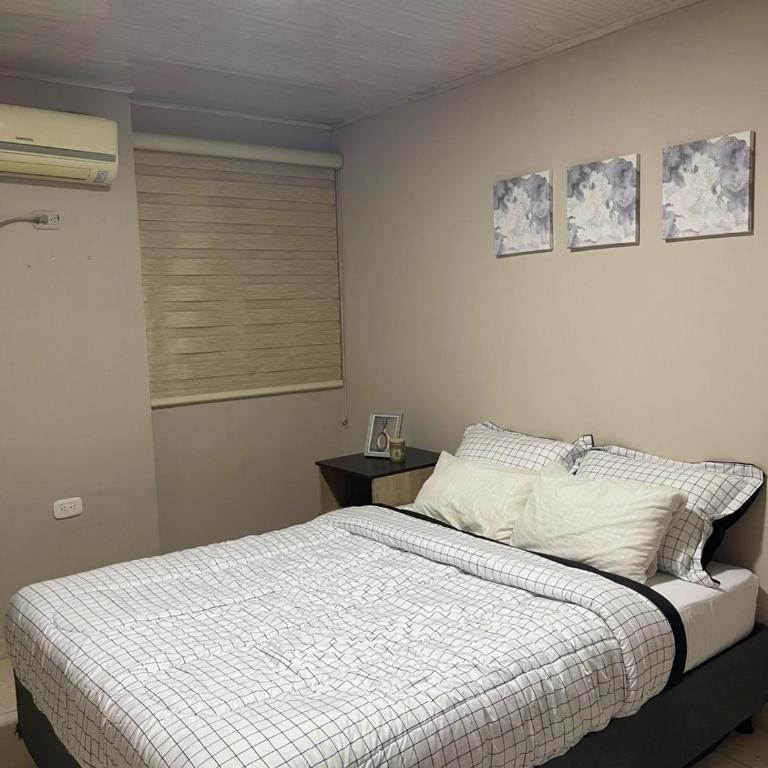 Apto Moderno Amplio y Perfectamente Ubicado - One-Bedroom Apartment - 10