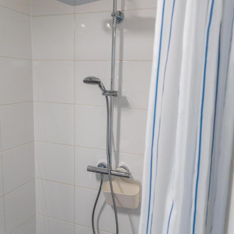 "Seeblick und mehr" - Apartment mit Bad - 25