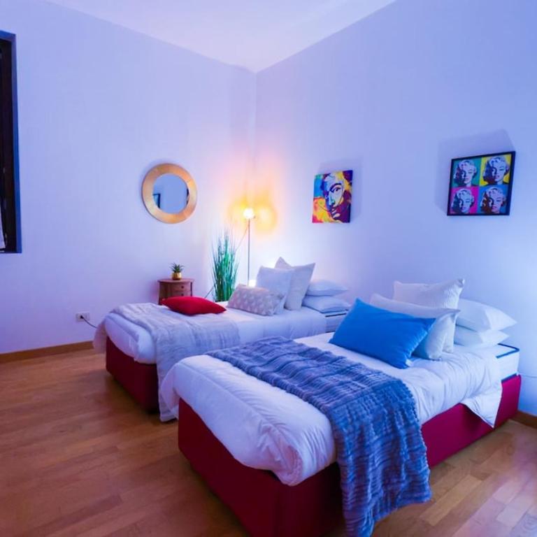 Piazza Erbe 2 Bedrooms - 3 Bathrooms - Two-Bedroom Apartment - 5