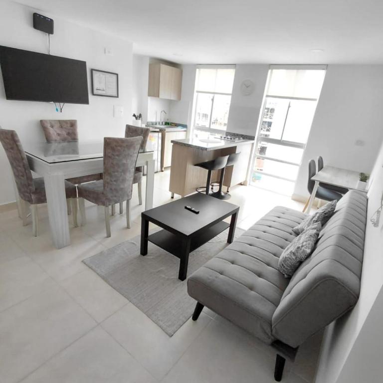 Urban Apartamentos Modernos Full Equipados de 2 y 3 habitaciones Sector CC Fundadores U Autónoma Manizales - Apartamento de 2 dormitorios con vistas - 2