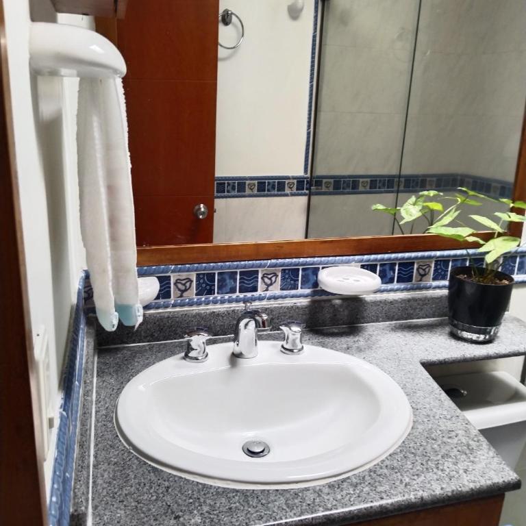 Aldea Gloria, dúplex, familiar & Pets en Laureles - Two-Bedroom Apartment - 7