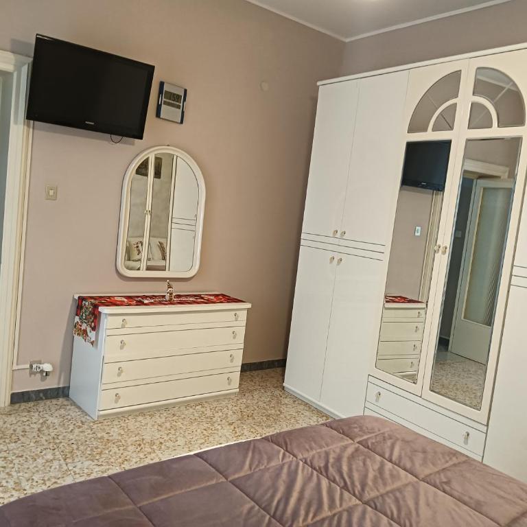 Casa Vacanza LA ROSA - Appartamento con 2 Camere da Letto - 8