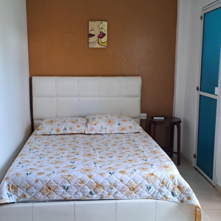Hospedaje Patricia - Habitación Doble con baño privado - 1