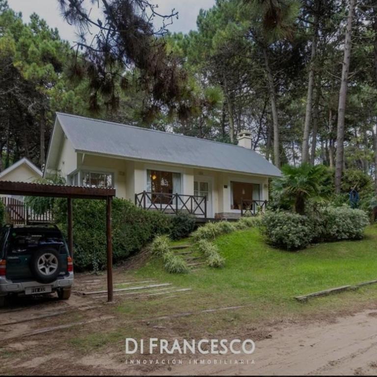 Casa Pinamar Norte - Casa de 3 dormitorios - 1