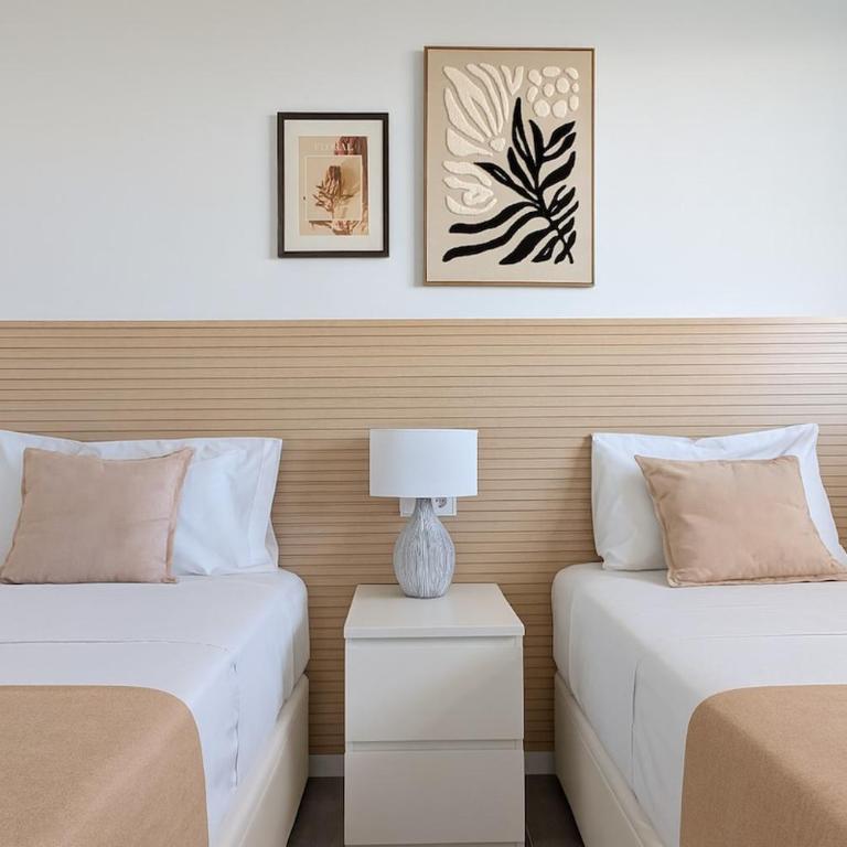 Apartamento frente a la piscina, gran jardín y vistas al mar - Apartamento de 3 dormitorios con vistas - 24