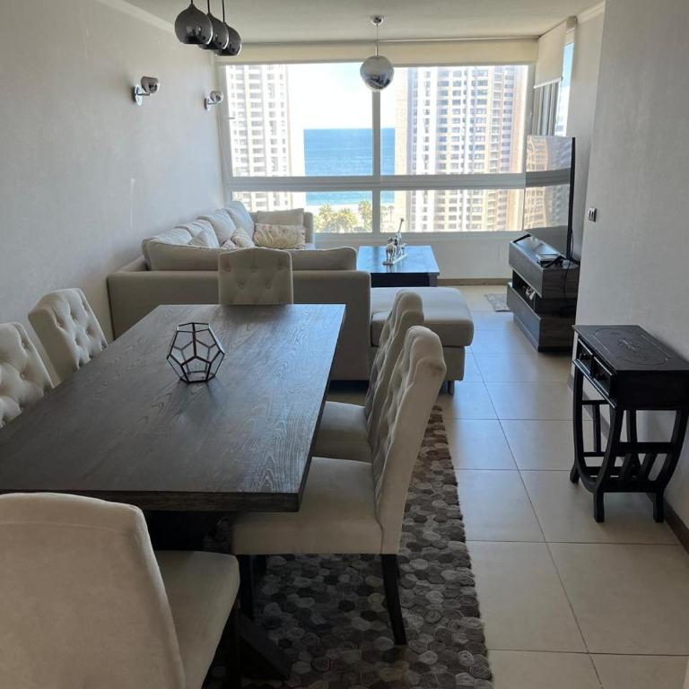 Amplio Departamento con Vista al mar, cerca del casino - Two-Bedroom Apartment with View - 3