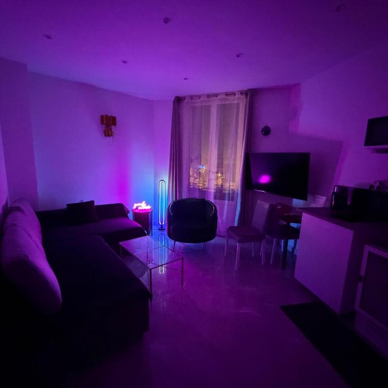 Good Vibes - Appartement 2 pièces - 550mètres du metro 13 - Appartamento con 1 Camera da Letto - 22