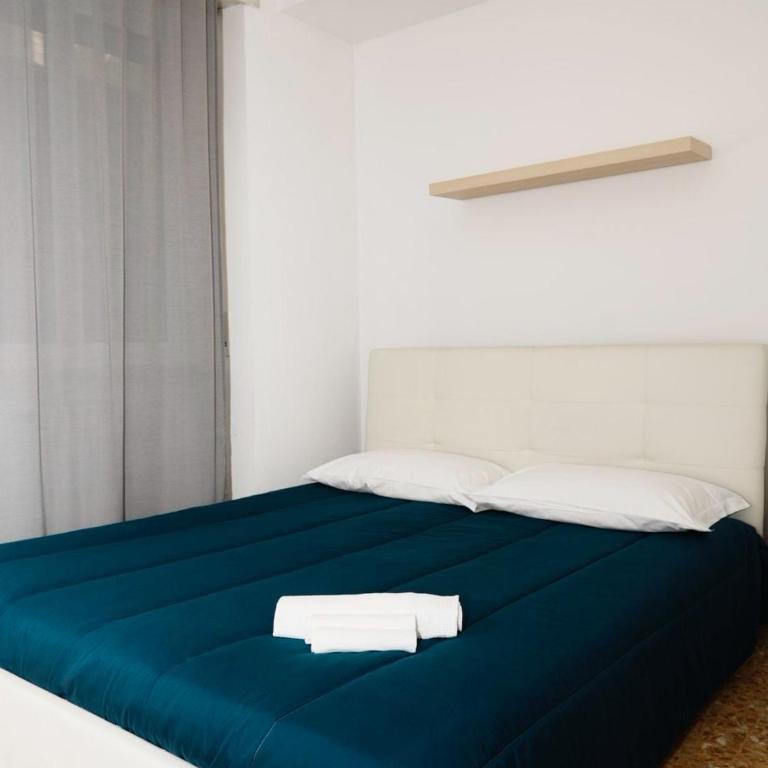 CasaPortaVenezia - 5 min M1 and M3 - Appartamento Standard con 2 Camere da Letto - 2